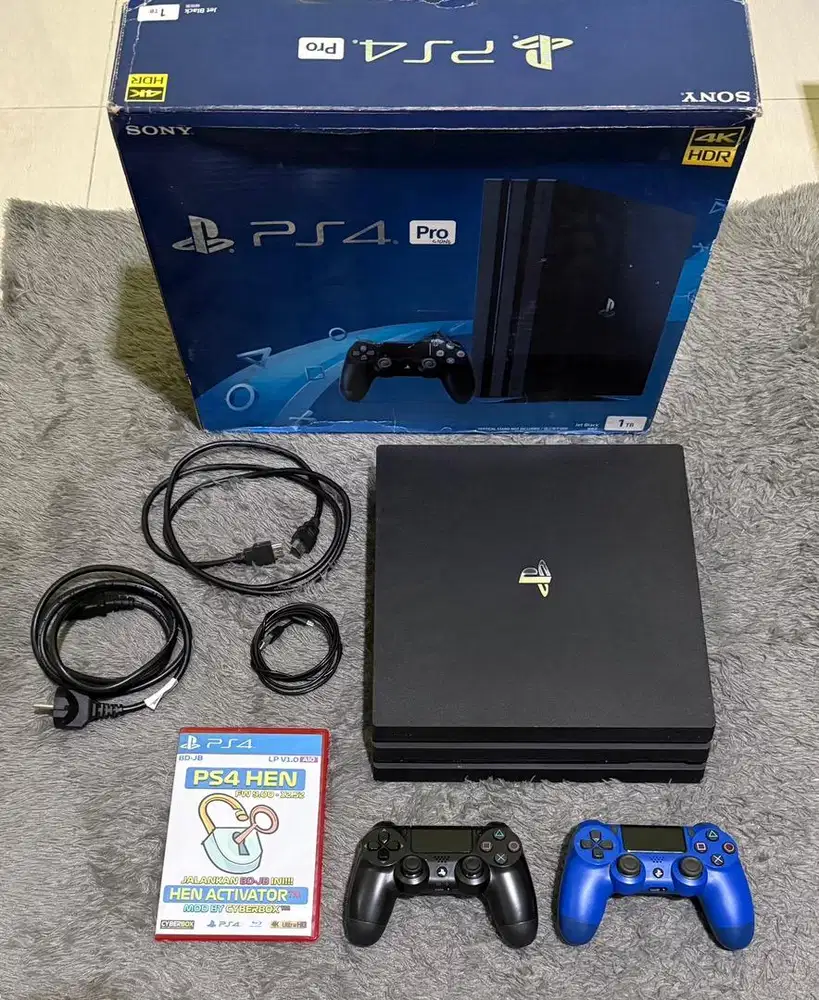 PS4 PRO 1TB FW 12.52 + 2 Stick (Mulus & Lengkap)