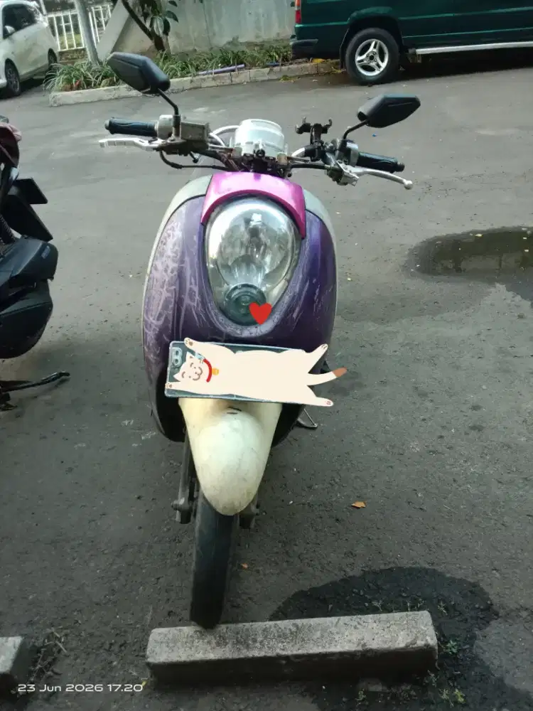 Motor scoopy 2012