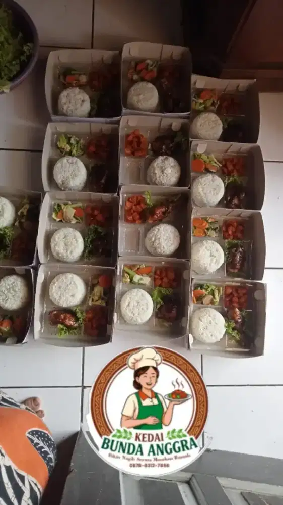 Ready aneka masakan / nasi box