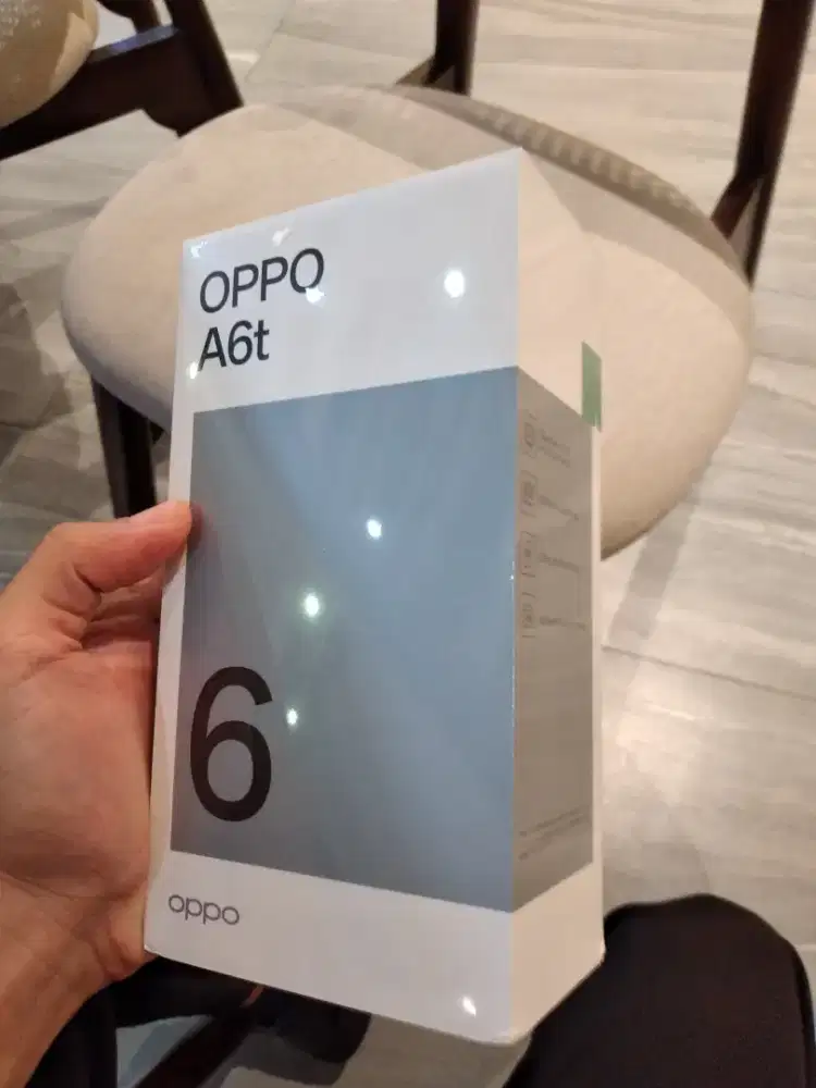 Jual oppo A6t masih baru segel