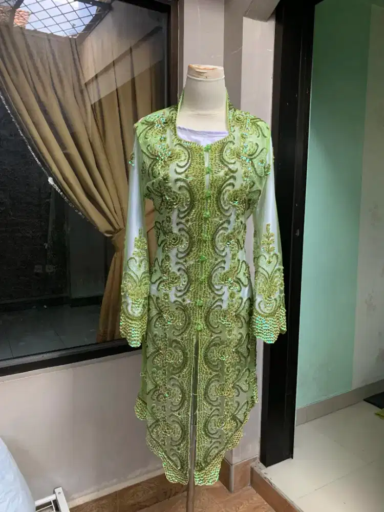 Preloved kebaya