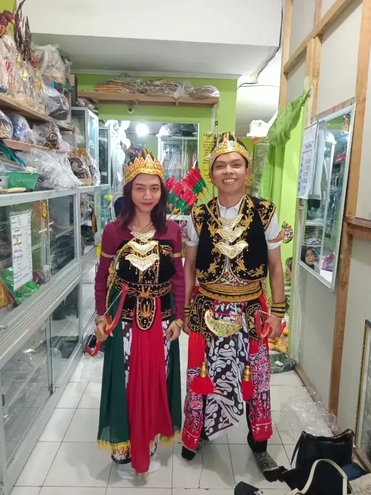 Lowongan kerja serabutan di warung dan salon kecantikan