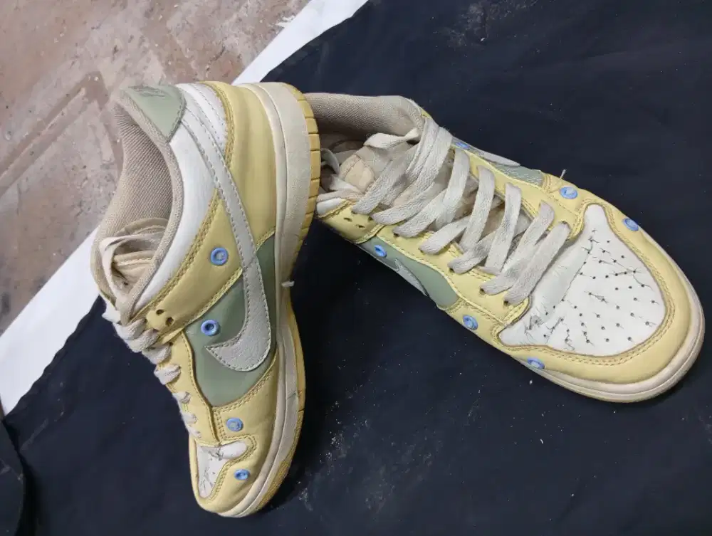 Sepatu Nike Dunk Low