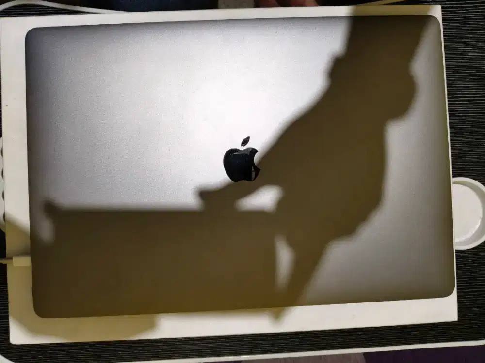 Macbook Pro 2019 16 16/512