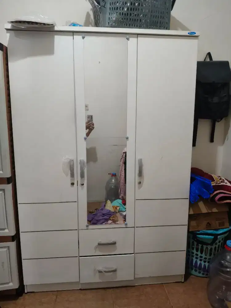 Jual lemari 3 pintu
