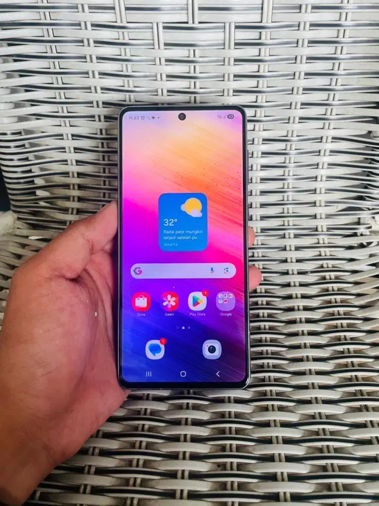 Samsung A73 5g 8/256 gb sein unit only