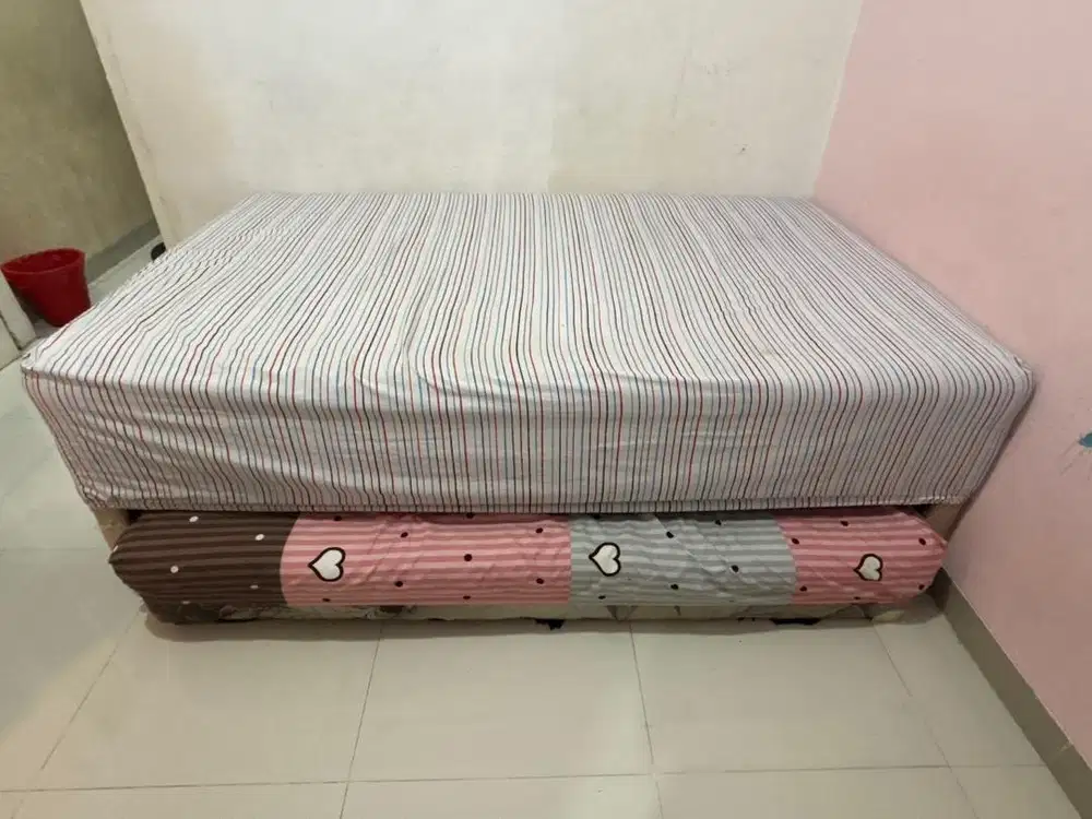 Kasur sorong bekas