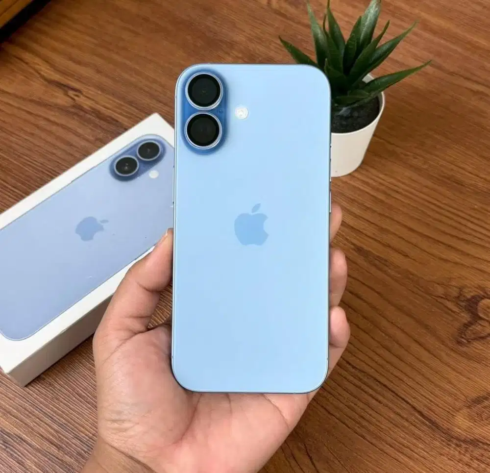 Iphone 17 256 blue (baru) msi free case, anti gores, adapter