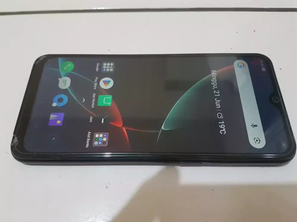 Realme C2 4G 2/32 layar 6.2 inchi siap pakai
