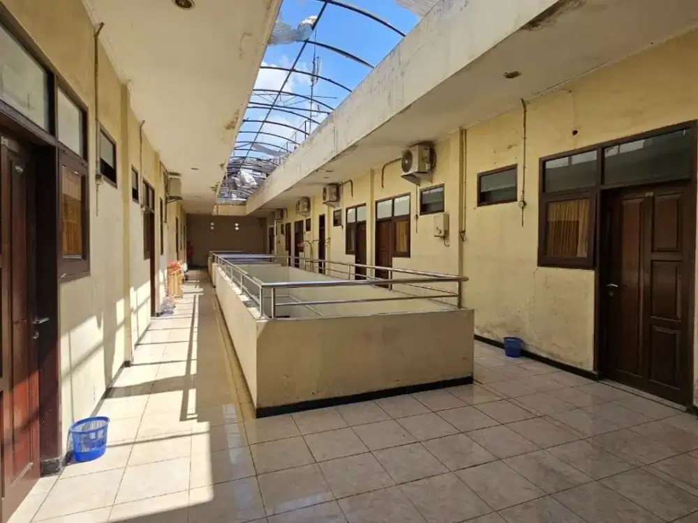 DIJUAL RUMAH KOST AKTIF SIWALANKERTO DEKAT UNIVERSITAS PETRA