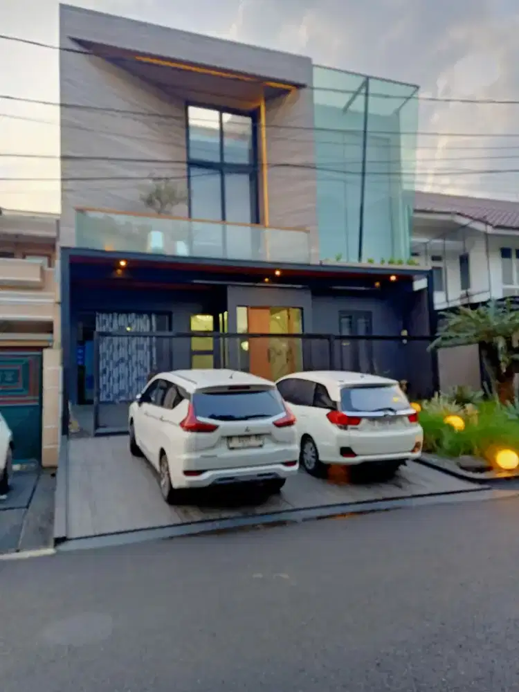 Dijual cepat rumah Mewah di Pondok Indah Jakarta Selatan