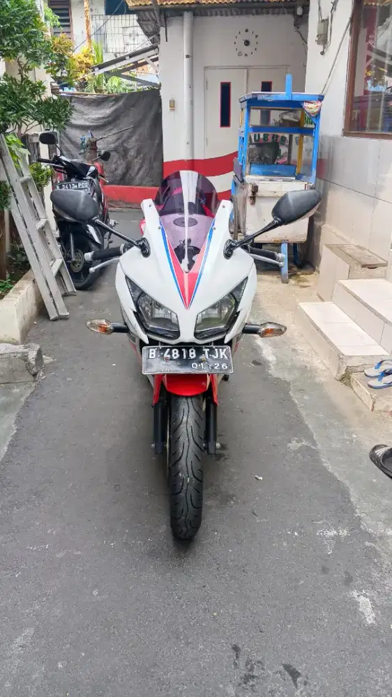 Motor CBR 150r tahun 2016