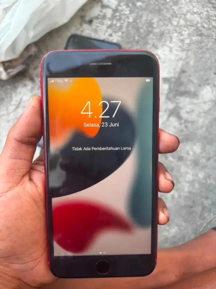 iPhone 8 plus 64