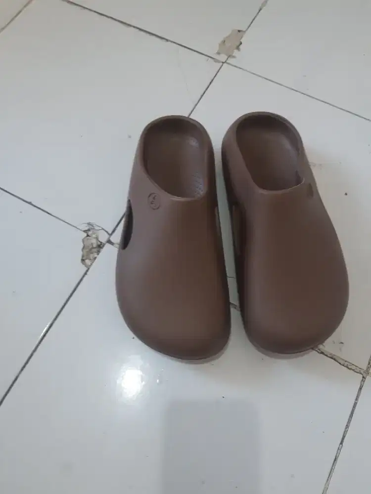 jual cpt1 sandal selop pria nomer 41 warnacoklat