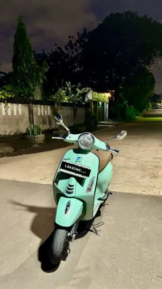Vespa matic green