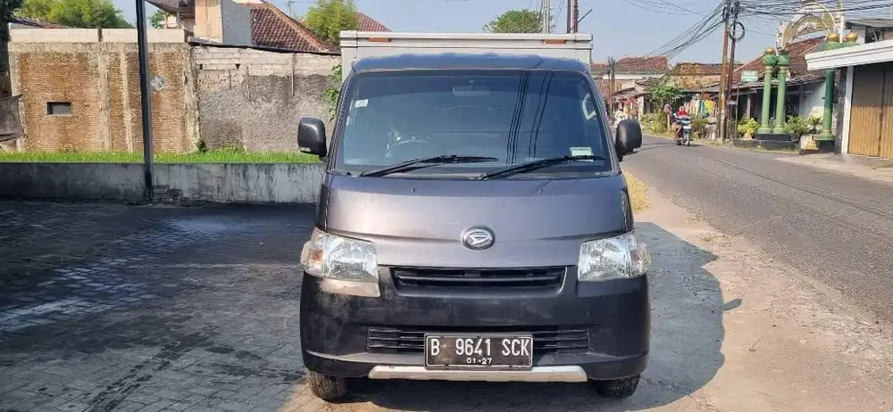 Grand max 1.3 box MT