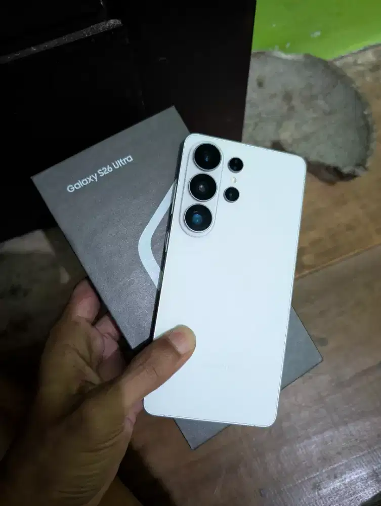 Samsung S26 Ultra 12/256 (Putih)