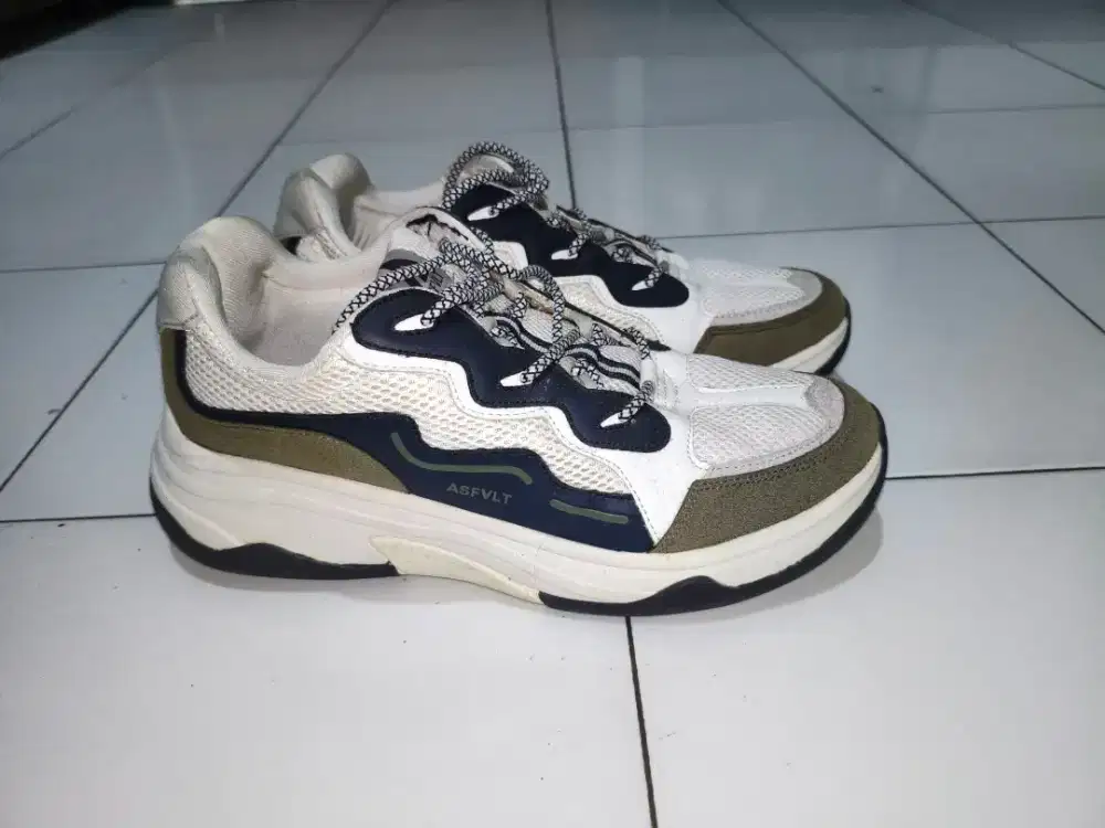 Sepatu Sneaker ASFVLT Size 45