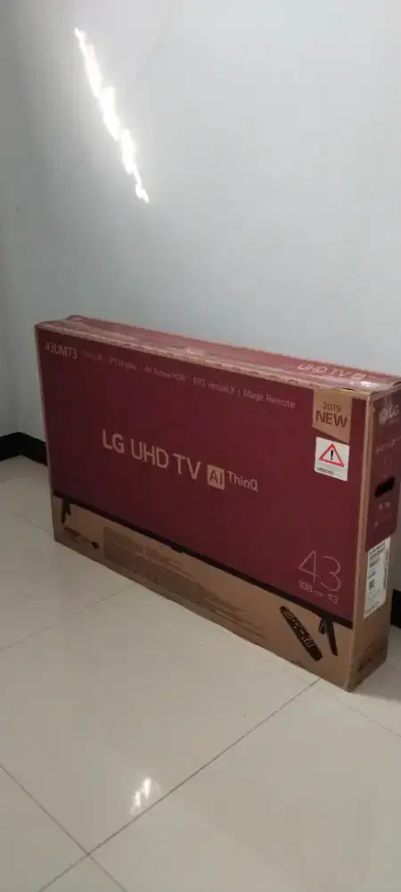 LG 4K UHD 43 inch