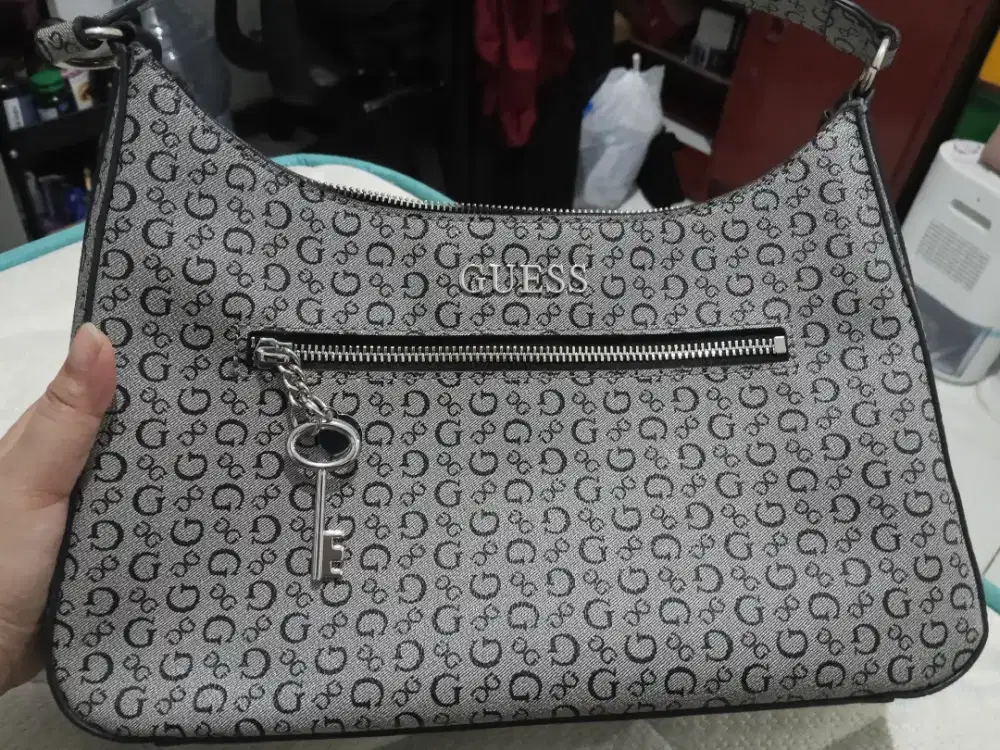 Tas Guess SV960318 Black