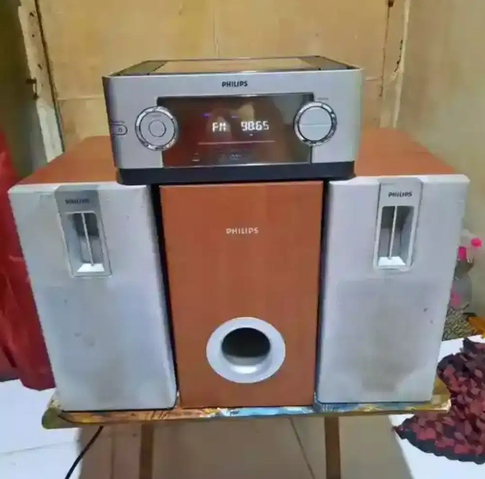 HOME THEATER PHILLIPS original
