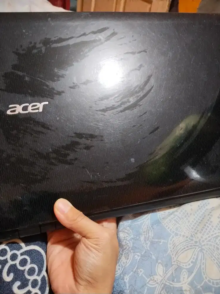 Laptop dan komputer bekas