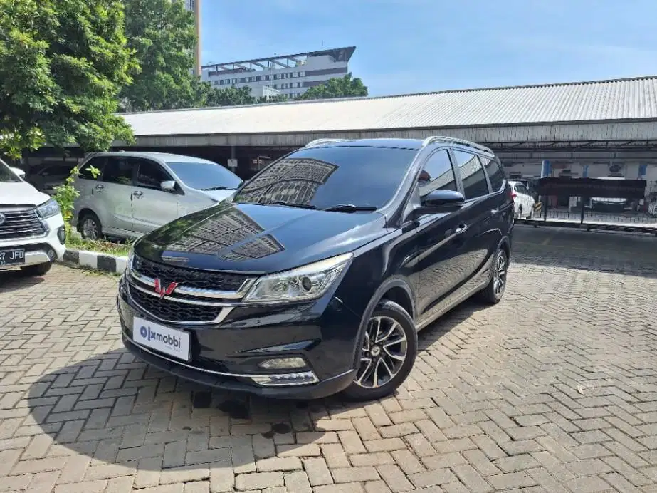 LOW DP Wuling Cortez 1.5 CT Lux Plus Bensin-AT 2021 FFV