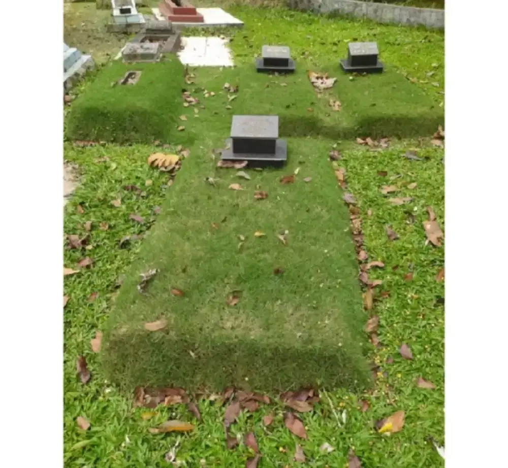 Menerima jasa pembuatan makam/rumput peking