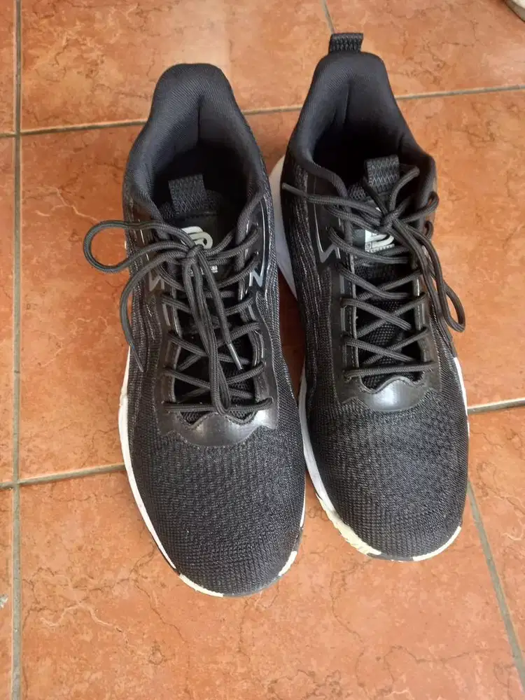 Jual sepatu merek ballelbro
