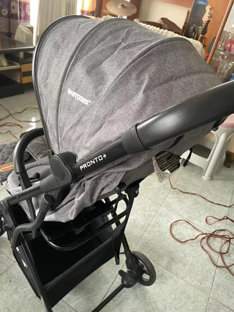 Babydoes pronto + stroller