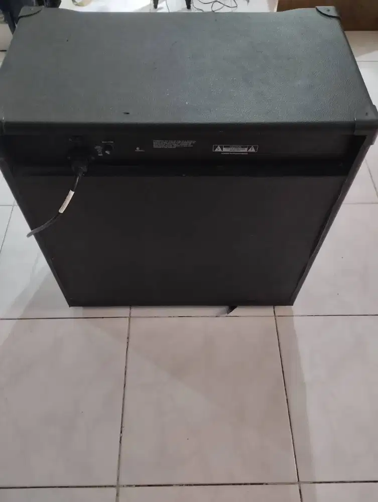 Amplifier Bass Merk Peavy TNT 115 Custom250