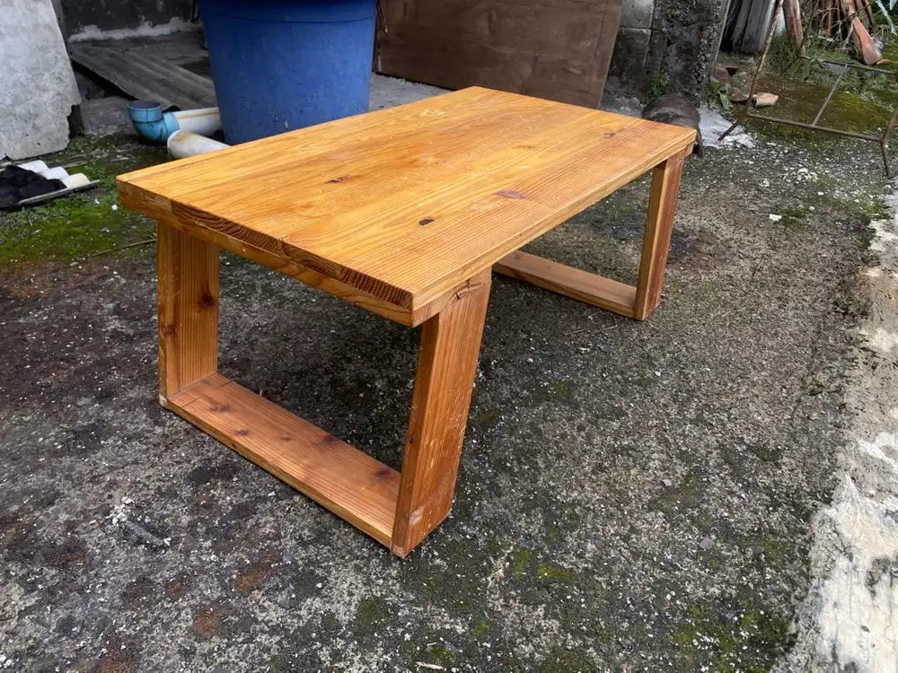 Meja Belajar Kayu