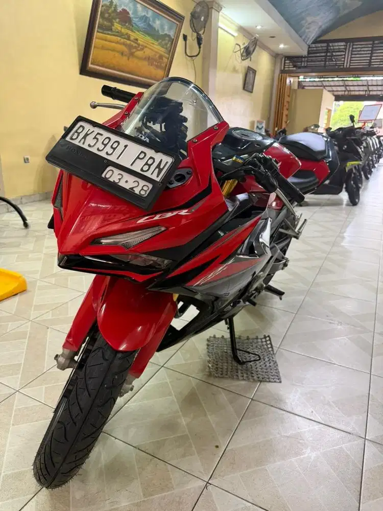 CBR 150 R 2023 Mantap Berkelas*Mentah Habis Odo 25.000 KM*plaza motor