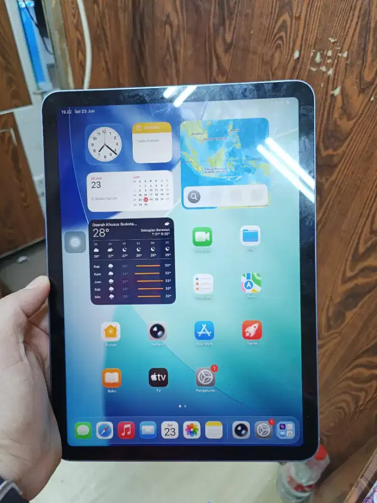 Second Ipad air gen 5 M1 64gb ex iBox batangan mulus no minus