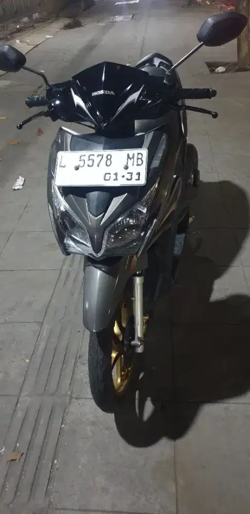 Vario 125 KZR th 2015 mulus pjk 01-2027 plat 2031