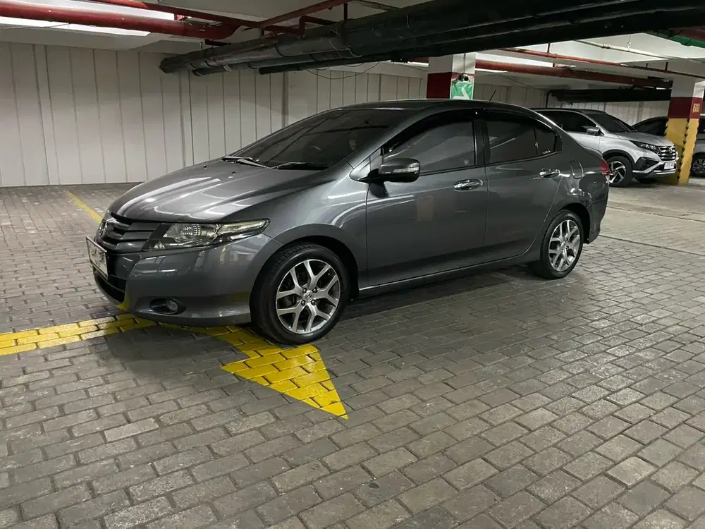 Honda City E 2010 A/T pribadi