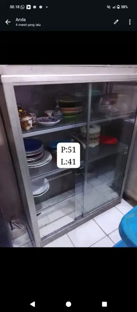 Etalase buat jualan