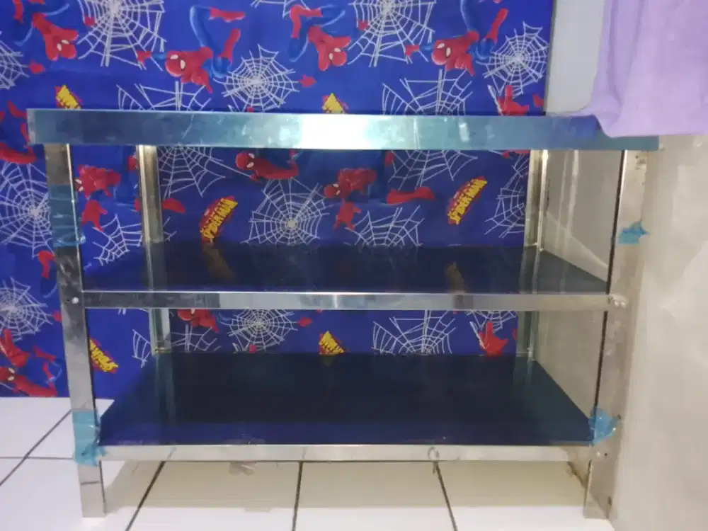 Meja stenlis untuk dapur/ruang tamu