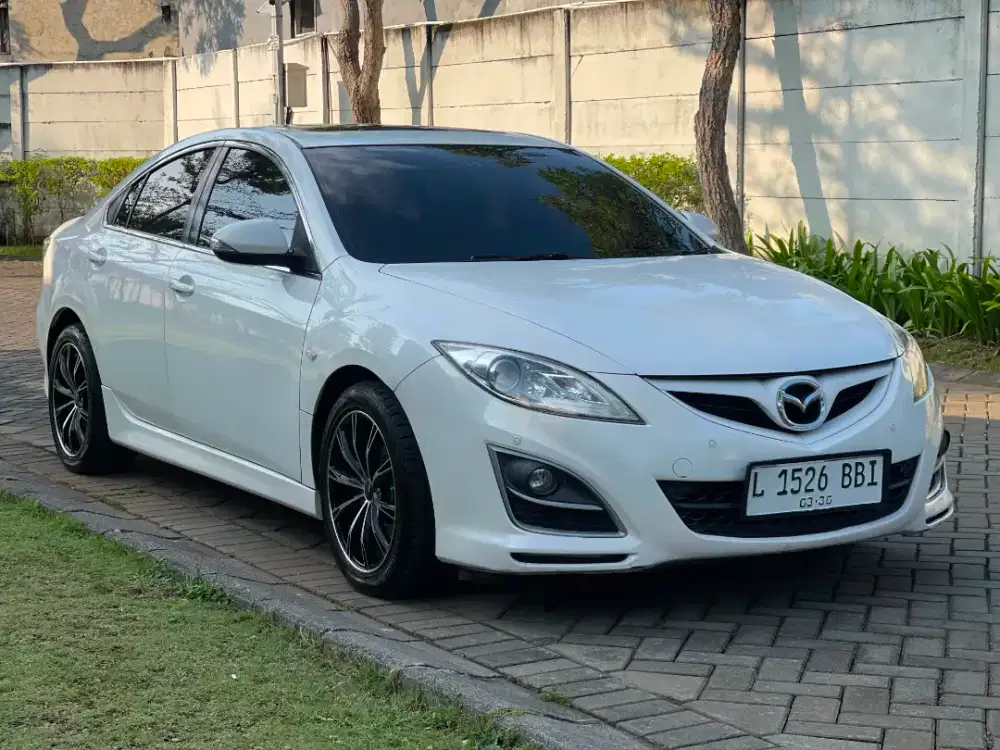 Mazda 6 sedan matic