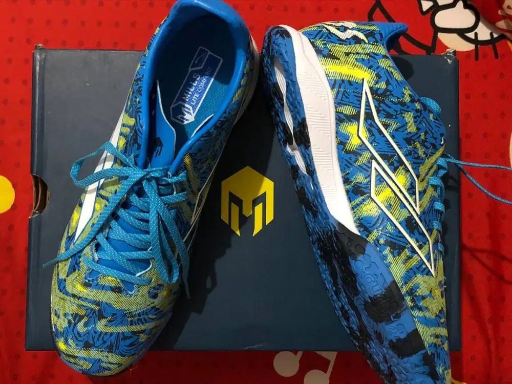 Sepatu Futsal Mills TROYA CHAOS IN (Ori Baru Size 39 + Free Kaos Kaki)