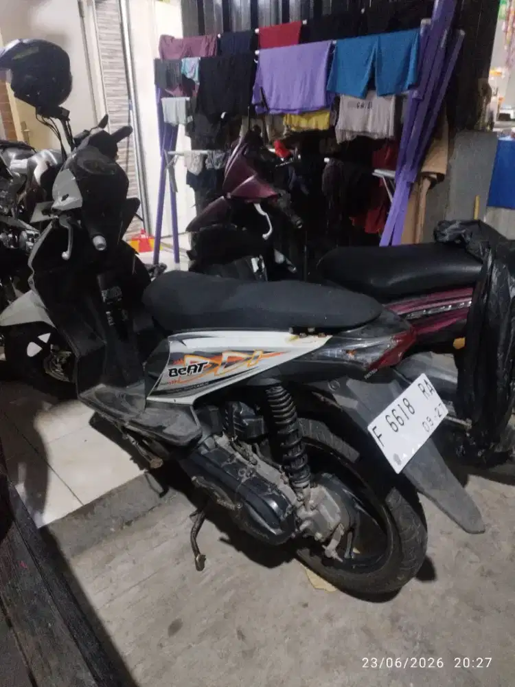 Honda beat karbu