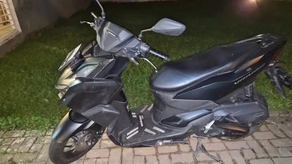 Dijual penggunaan pribadi vario 160 cbs 2023 hitam