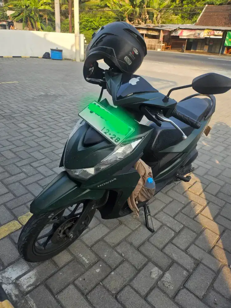 BEAT DELUXE CBS ISS 2023 GREEN