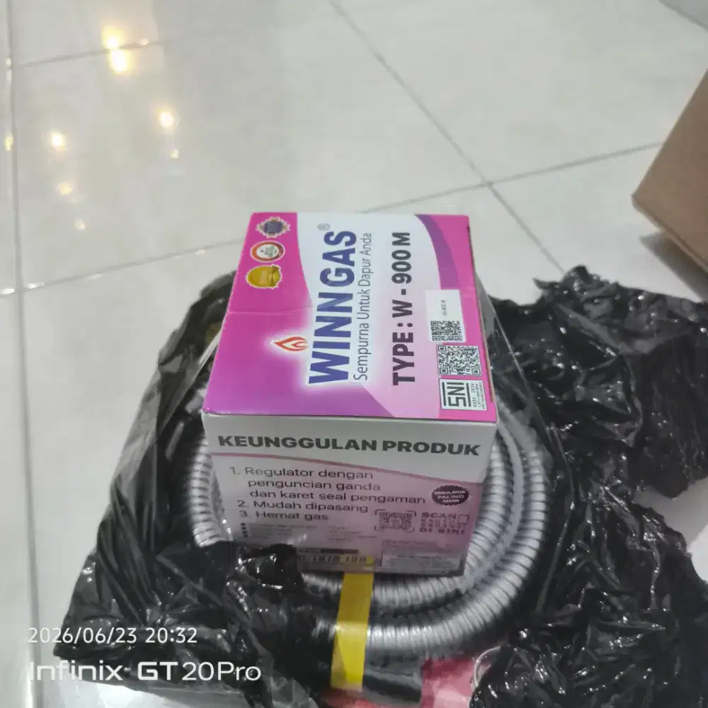 Selang gas dan kepala gas merk Win Gass