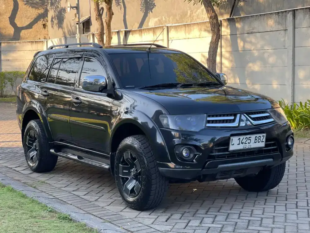 Pajero sport exceed solar matic