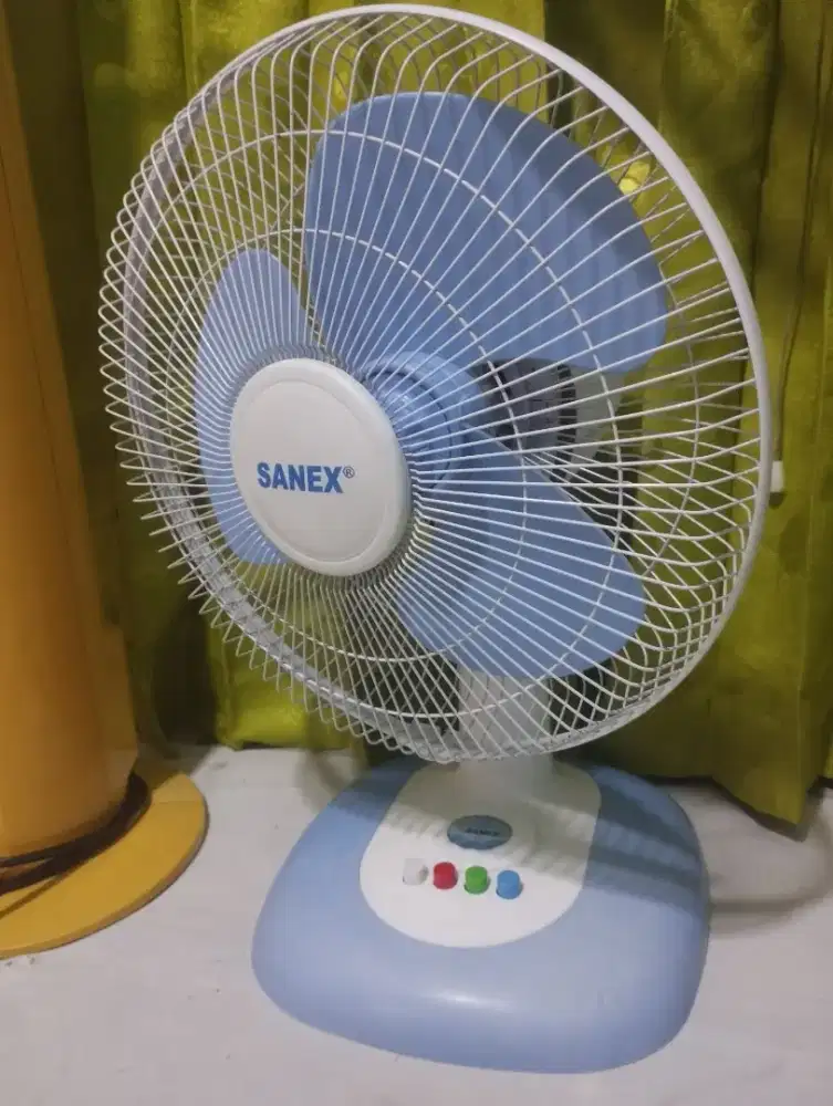 Dijual kipas angin sanex 12 inc
