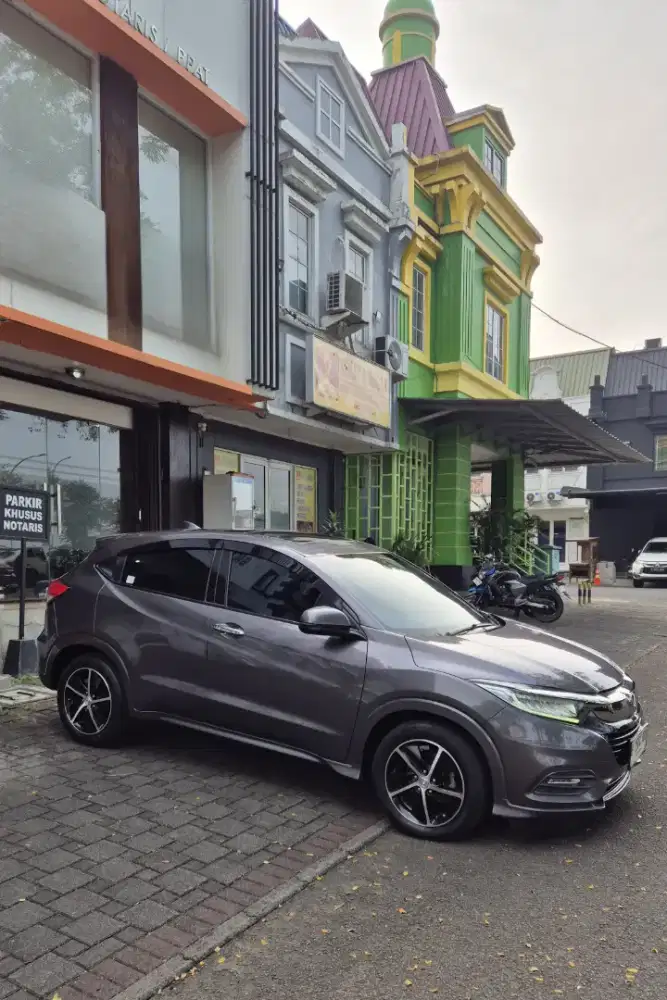 Honda HRV Prestige 1.8 /AT Tahun 2019