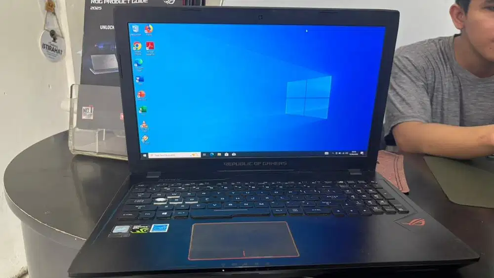 ROG strix GL553VD