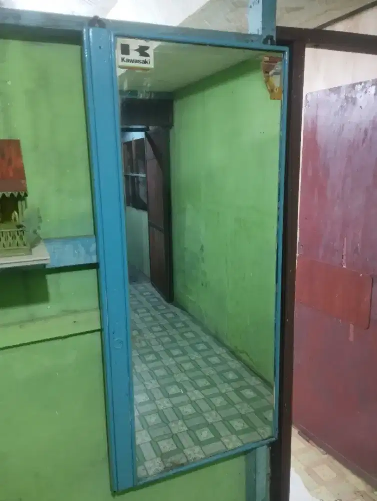 Dijual kaca tebal muka
