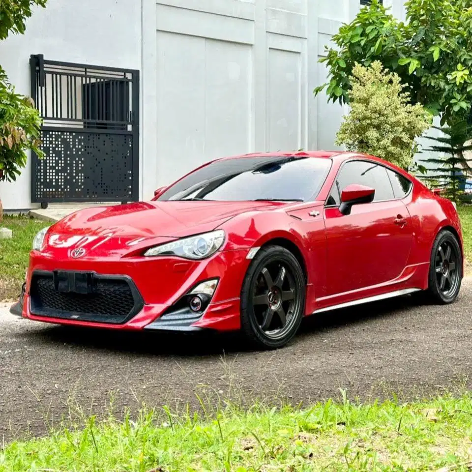 (CASH) Toyota FT86 TRD 2014